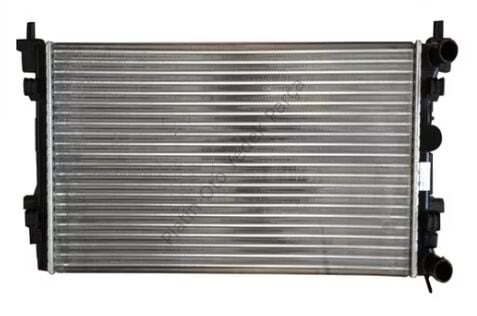 SU RADYATORU MEGANE II SCENIC 1.5 1.9 DCI 03-> 7711135784 7711135786 7711368041 8660003463 8200117609