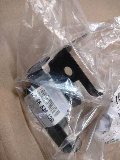 TESBIT SUPORTU 625653812R