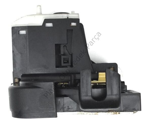 ON KAPI KILIDI SAG MOTORLU MEGANE I 7701473172