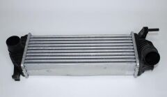 TURBO RADYATORU (INTERCOOLER) KELEPCE SIKMALI KANGOO (KW0/1) 1.5 DCI 2008- 8200382109 8200427469