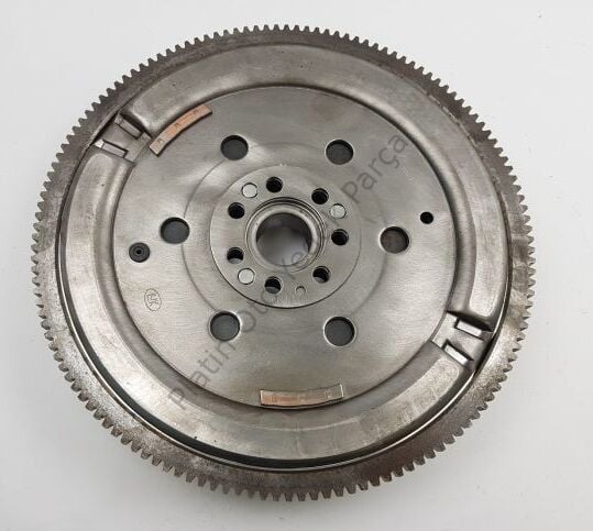 VOLAN MEGANE IV KADJAR DUSTER II 1.5 DCI 123004762R