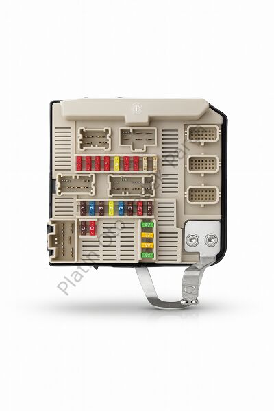 SIGORTA KUTUSU MEGANE II 8200481863 8200481866 8200481867 8200455424