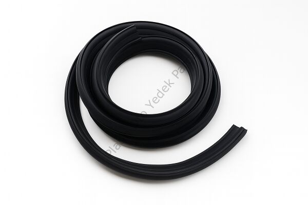 KAPI FITILI ON CLIO III 13->CLIO III 8200428873