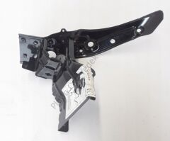 ON PANEL UST PARCA SAG DUSTER 17- 625184981R