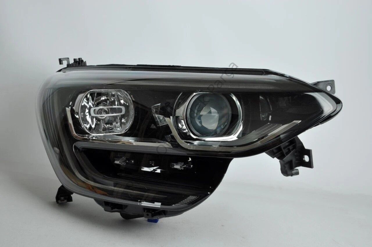 ON FAR SAG MEGANE IV TOUCH SIYAH CERCEVELI 16>20 MOTORLU 260102686R