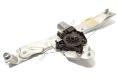 SOL ARKA CAM KRIKOSU DUSTER 827210622